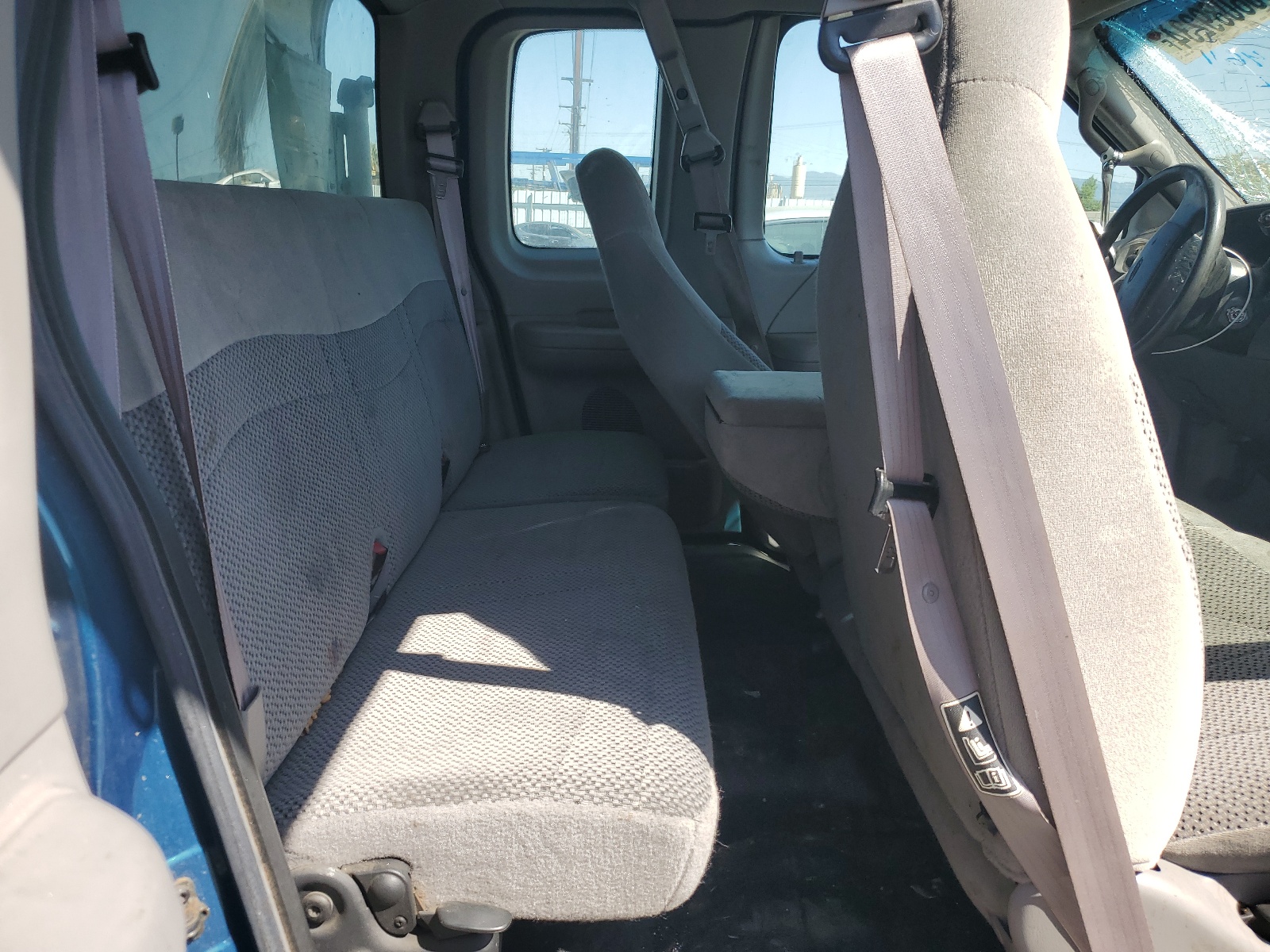 1FTRX18W0YKA14918 2000 Ford F150