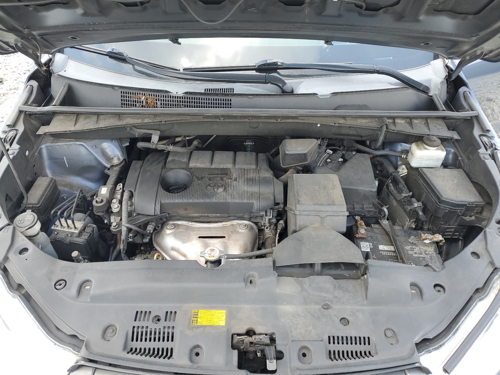 5TDZARFHXJS035584 2018 Toyota Highlander Le