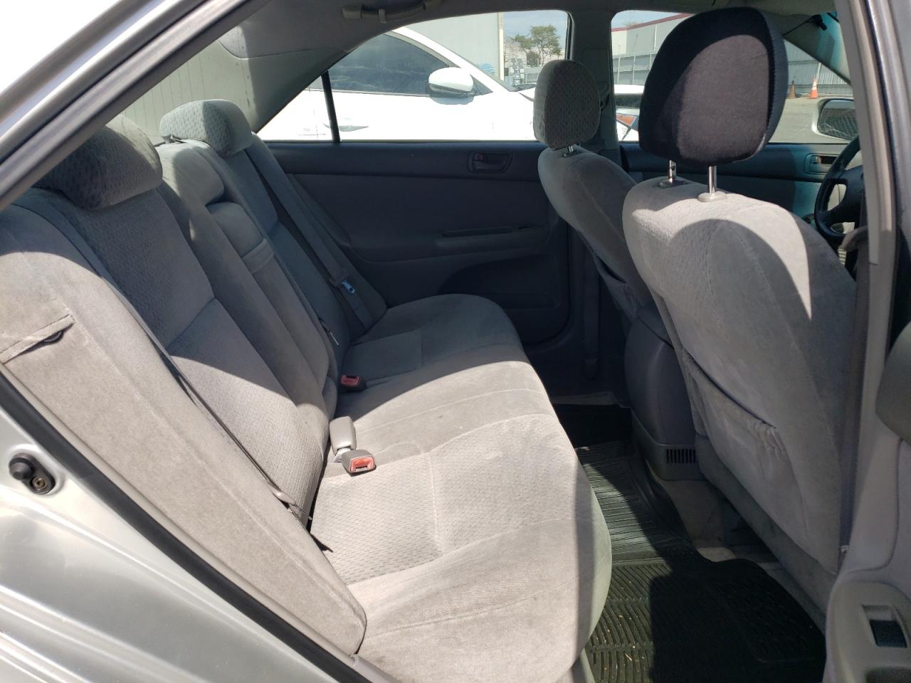 2004 Toyota Camry Le VIN: 4T1BE32K84U925291 Lot: 67191494