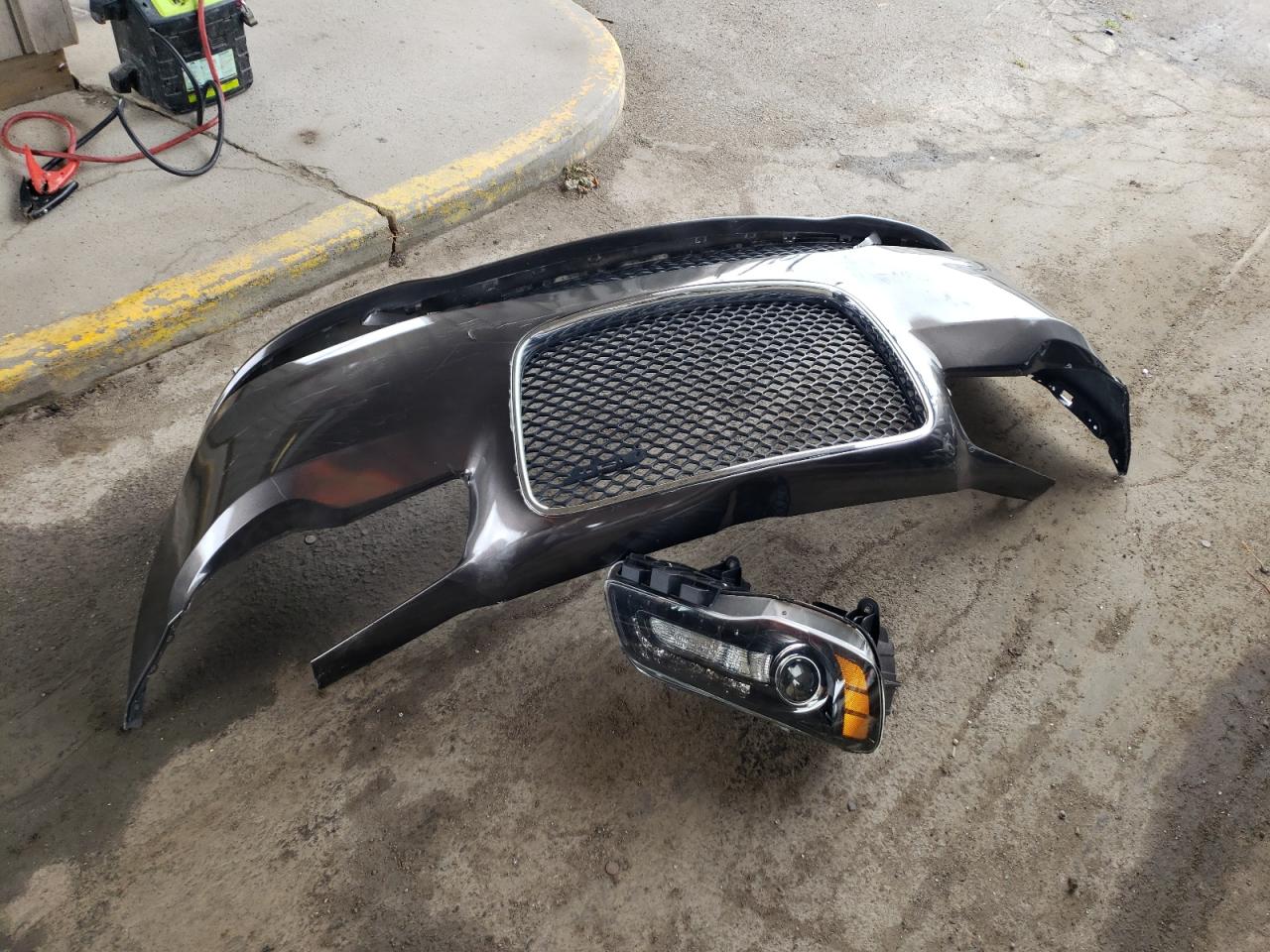 2018 Chrysler 300 Touring VIN: 2C3CCARG2JH282167 Lot: 67754974