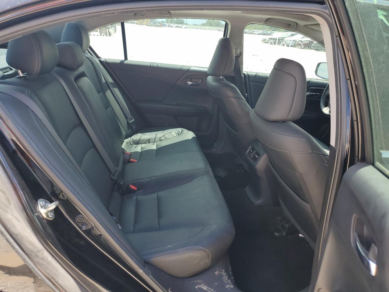 2017 Honda Accord - Image 11