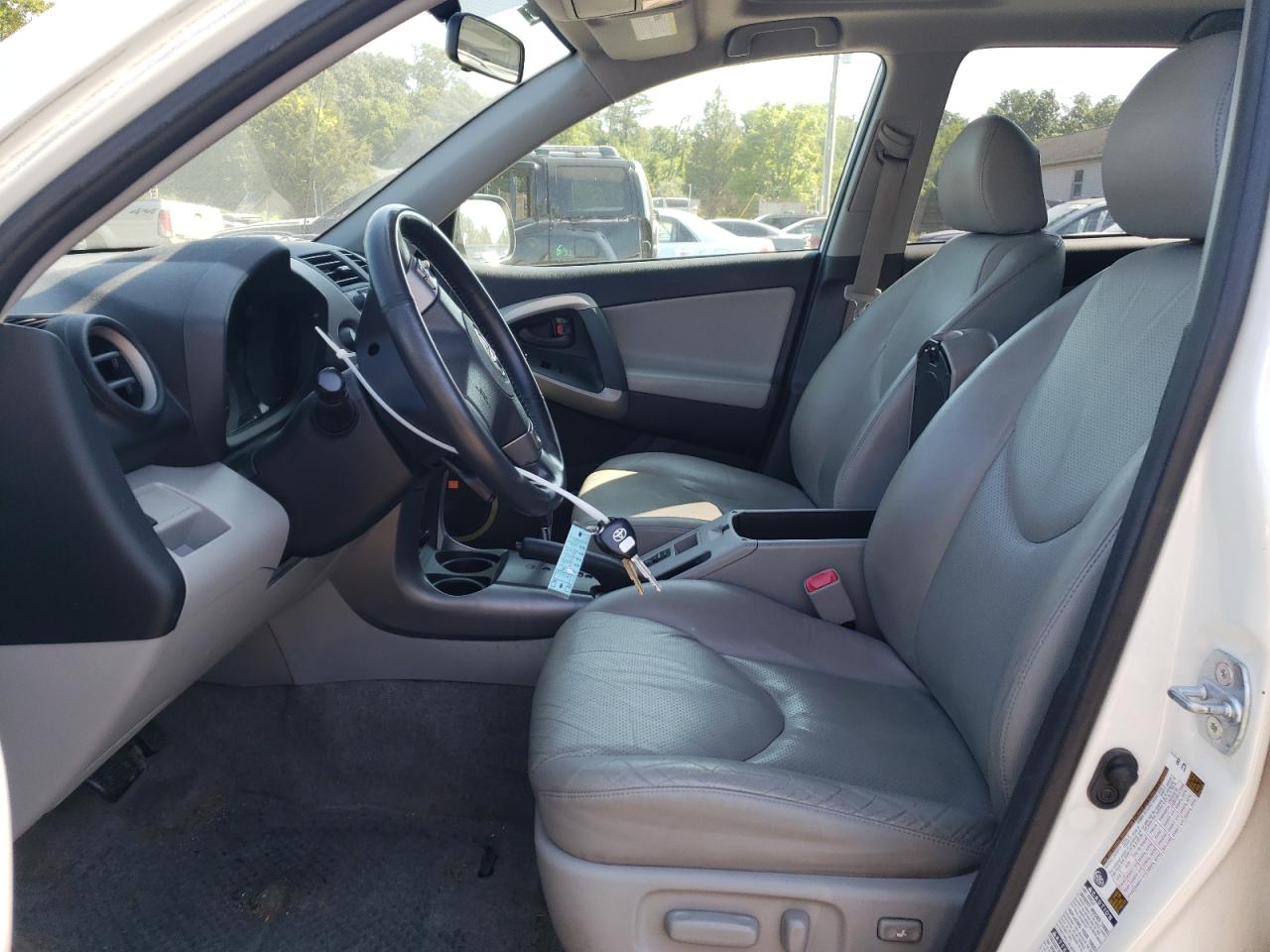 2008 Toyota Rav4 Limited VIN: JTMBD31V785187096 Lot: 66338504