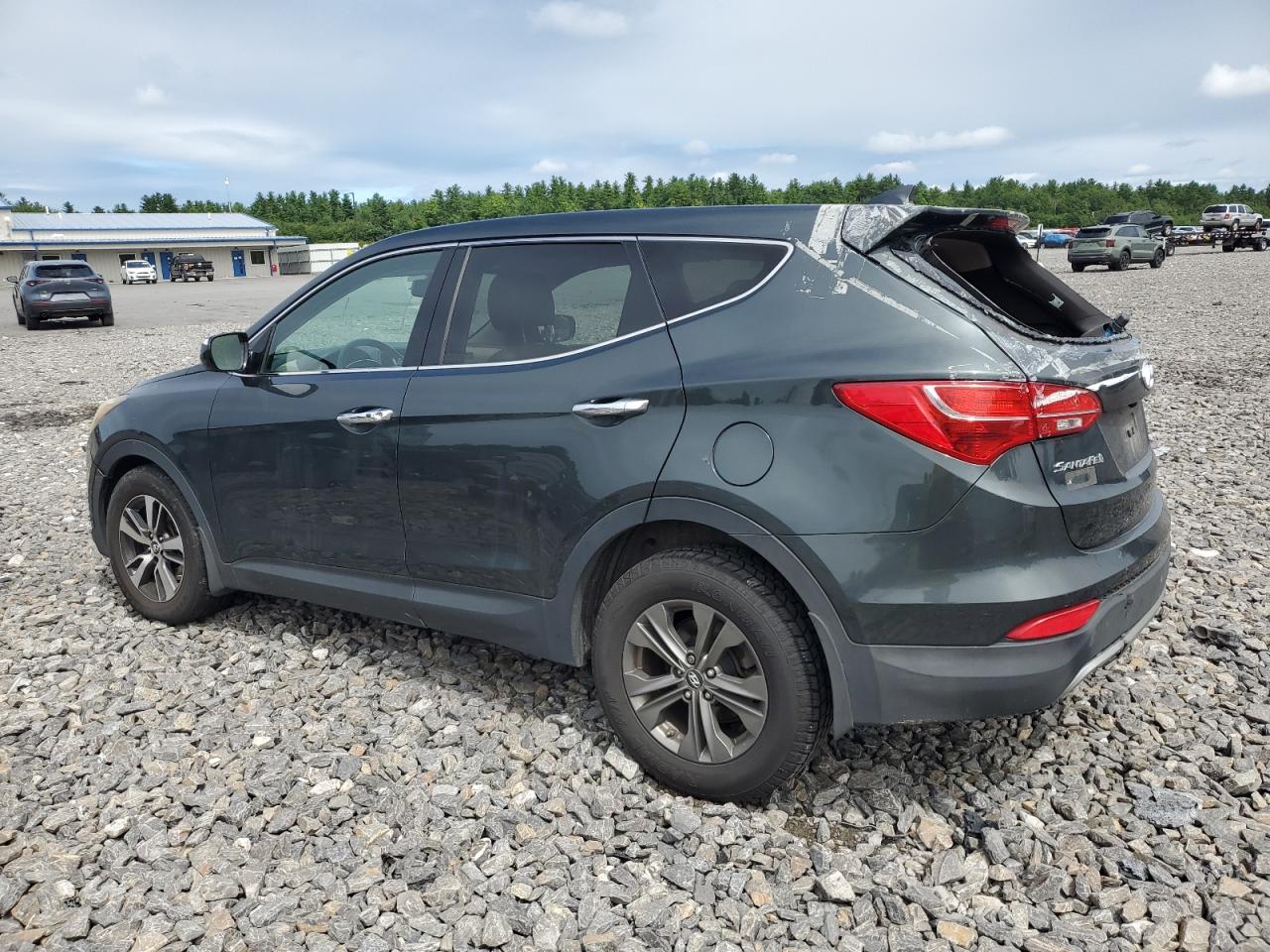 2013 Hyundai Santa Fe - Image 2