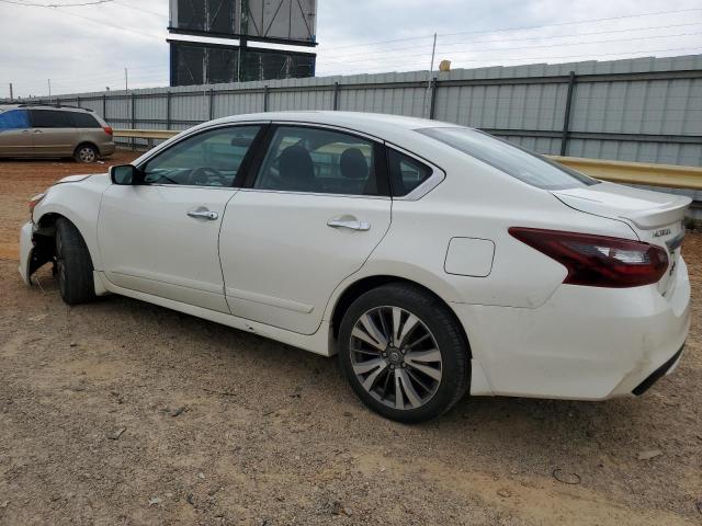  NISSAN ALTIMA 2017 White