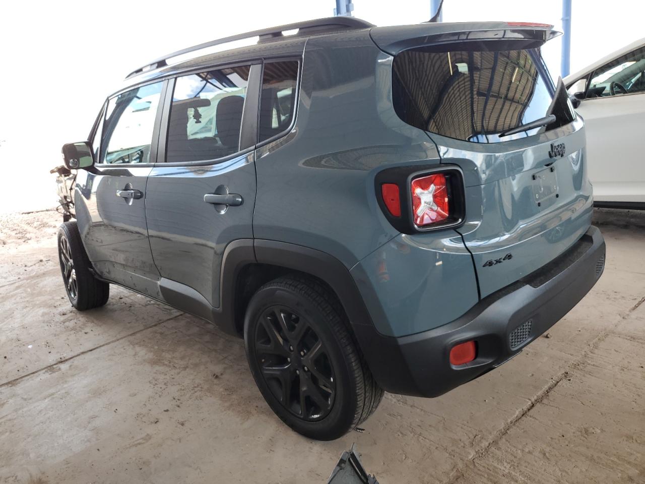 ZACCJBBBXHPF29272 2017 JEEP RENEGADE - Image 2