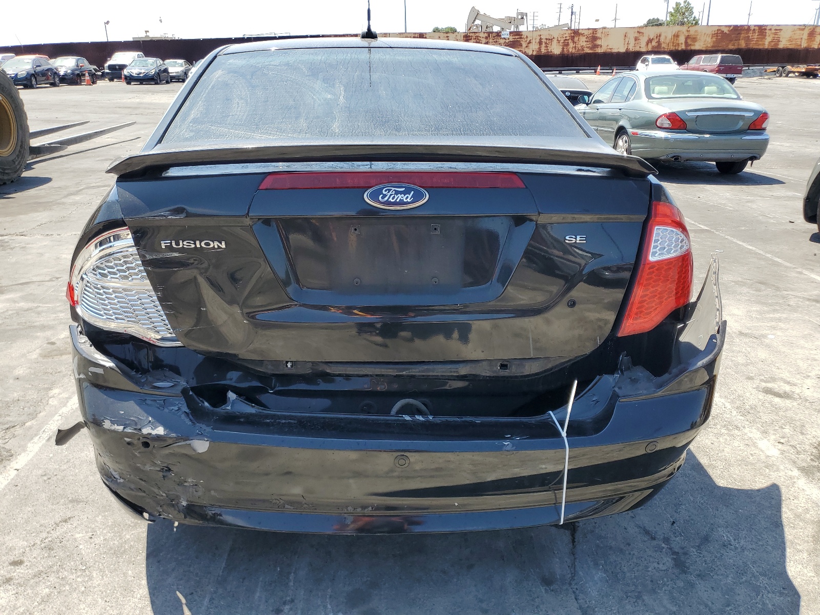 3FAHP0HAXBR114737 2011 Ford Fusion Se