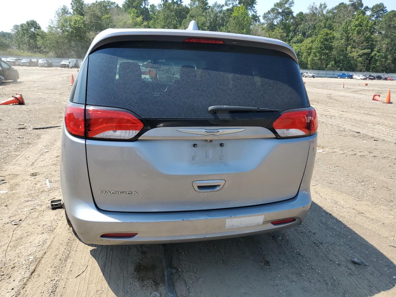 2C4RC1DG4HR502345 2017 Chrysler Pacifica Touring