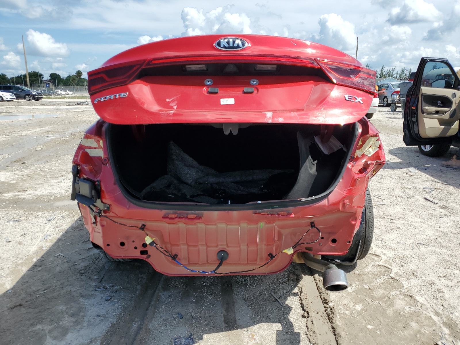 3KPF54AD6ME280847 2021 Kia Forte Ex