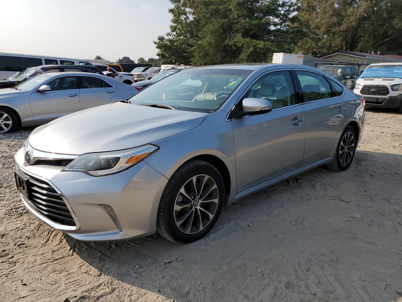 4T1BK1EB3JU265827 2018 TOYOTA AVALON - Image 1