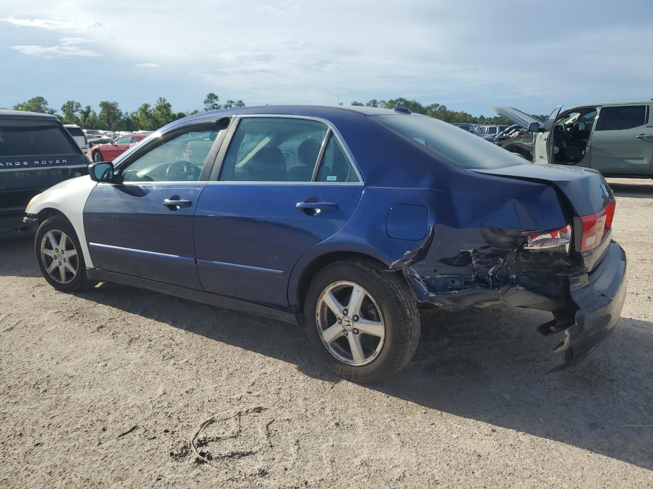 2005 Honda Accord - Image 2