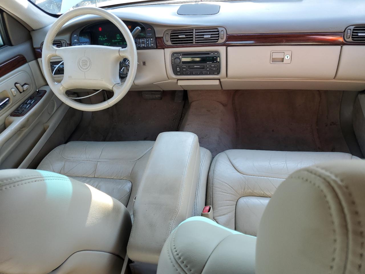 1998 Cadillac Deville VIN: 1G6KD54YXWU708674 Lot: 67453624