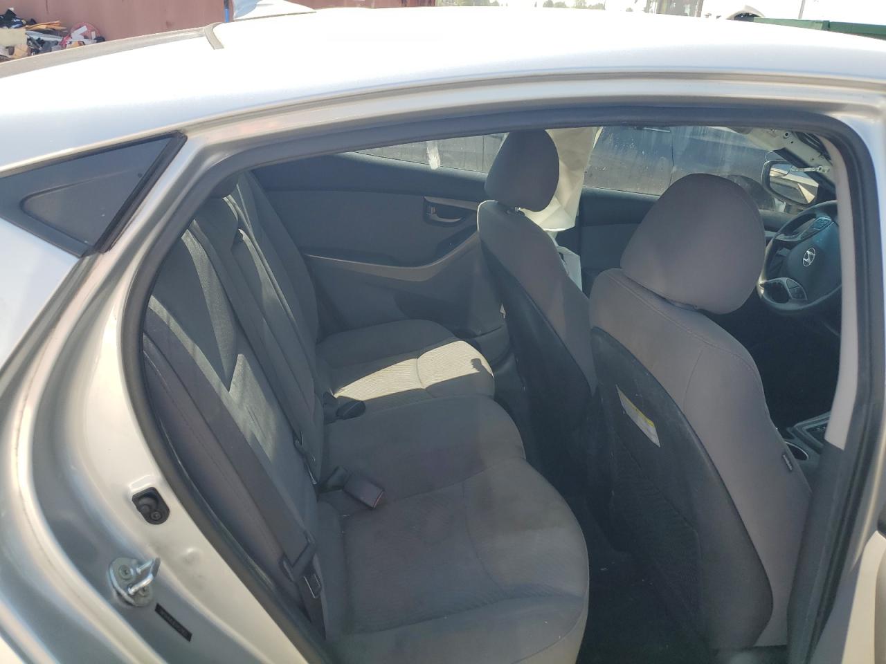 5NPDH4AE8EH457953 2014 Hyundai Elantra Se