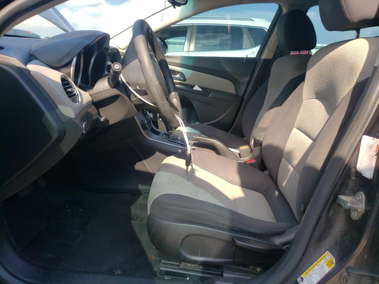 2014 Chevrolet Cruze - Image 7