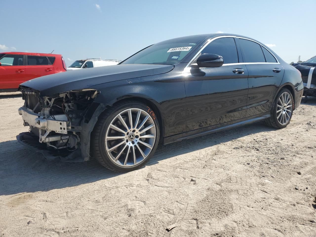 2018 Mercedes-Benz C 300 продається в Houston, TX - Front End