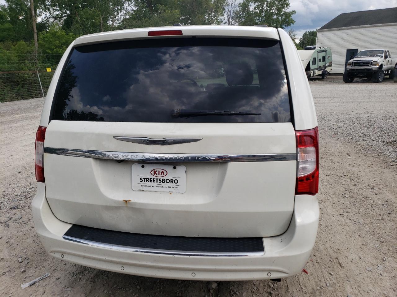 2013 Chrysler Town & Country Touring L VIN: 2C4RC1CG0DR692009 Lot: 66731764