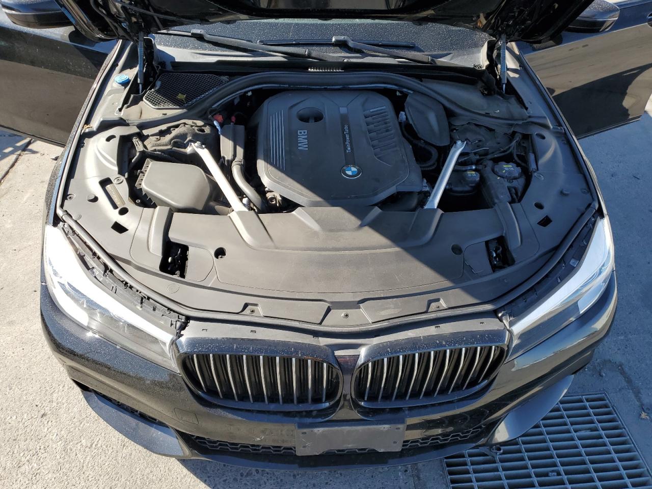 WBA7E2C53KB218604 2019 BMW 740 I