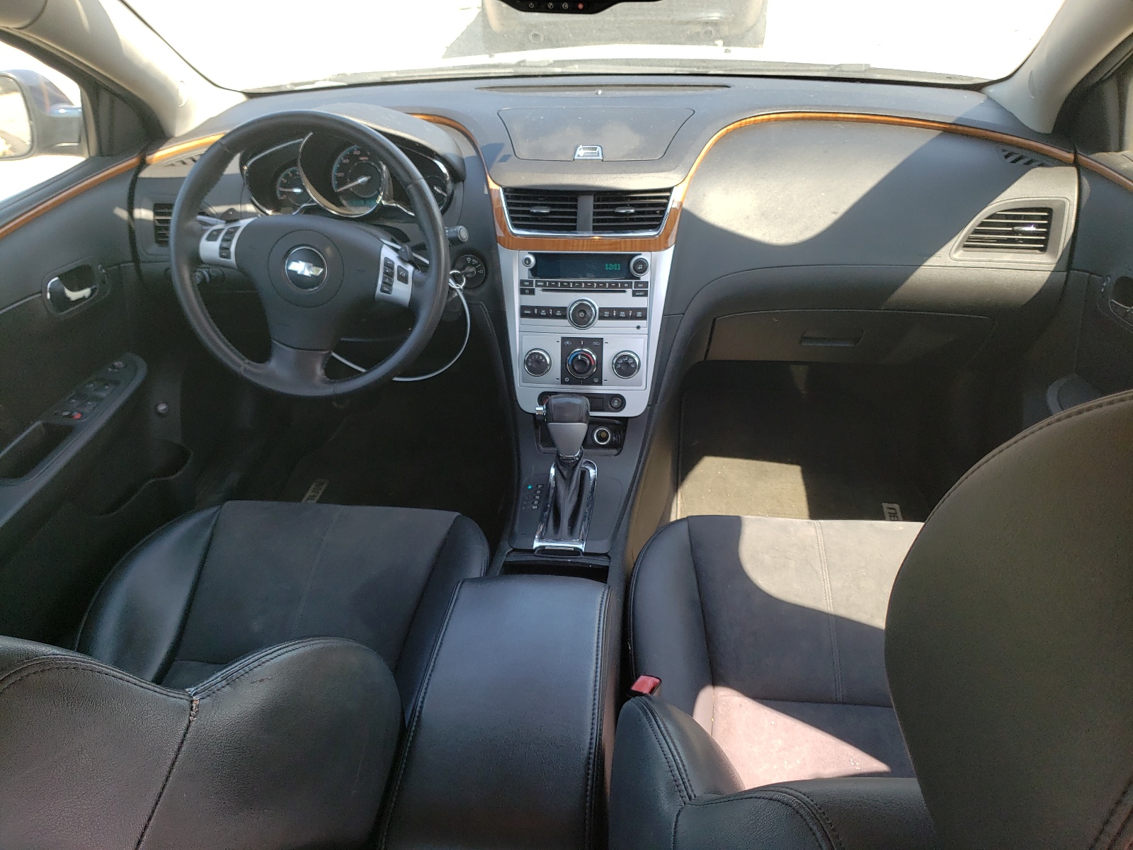 1G1ZD5E72A4106242 2010 Chevrolet Malibu 2Lt