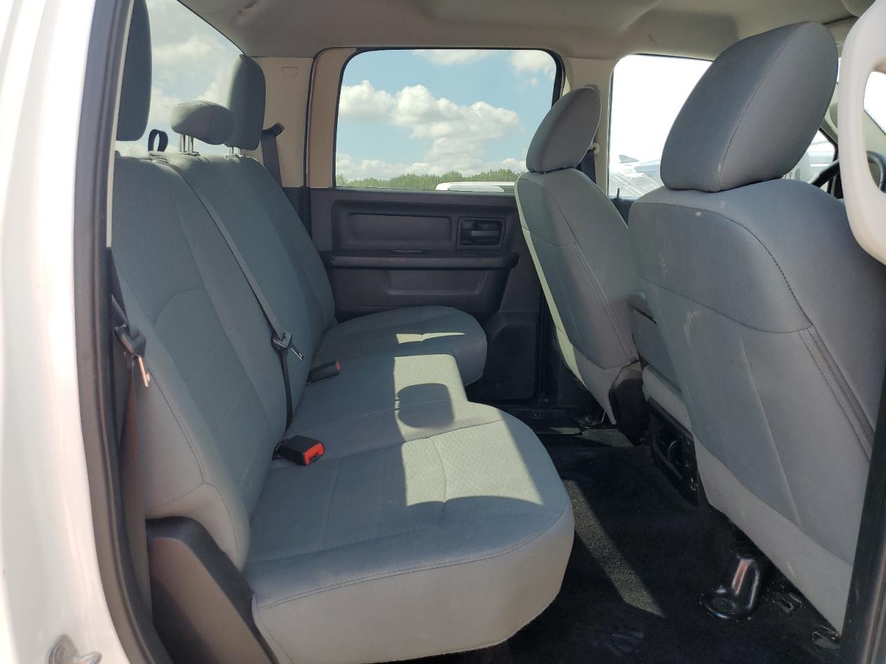 2015 Ram 2500 St VIN: 3C6TR5CT6FG635113 Lot: 65162294