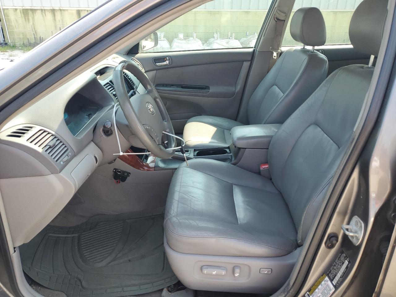 2005 Toyota Camry Le VIN: 4T1BE30KX5U956644 Lot: 68928384