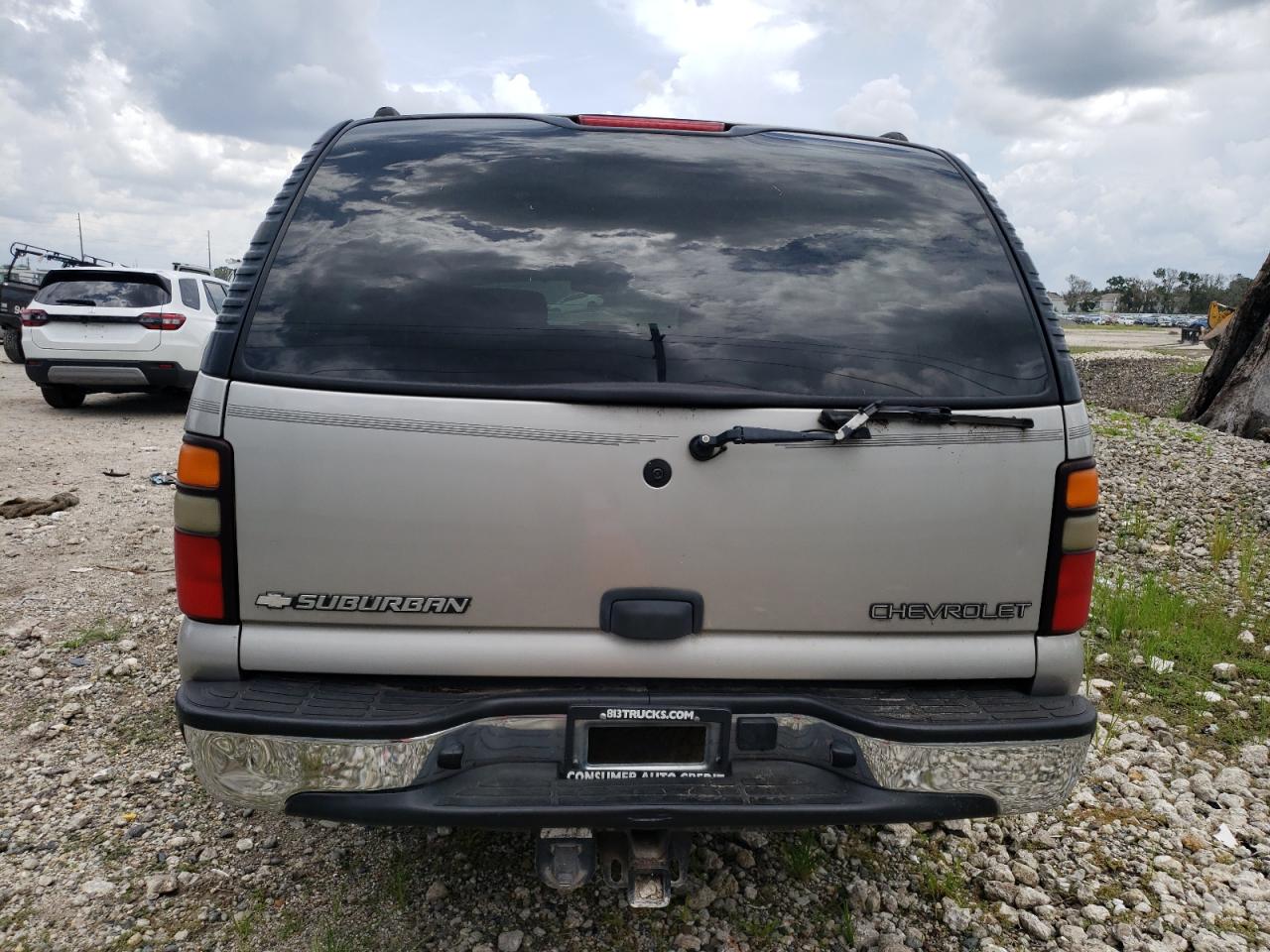 2005 Chevrolet Suburban C1500 VIN: 3GNEC16Z75G105119 Lot: 65372344