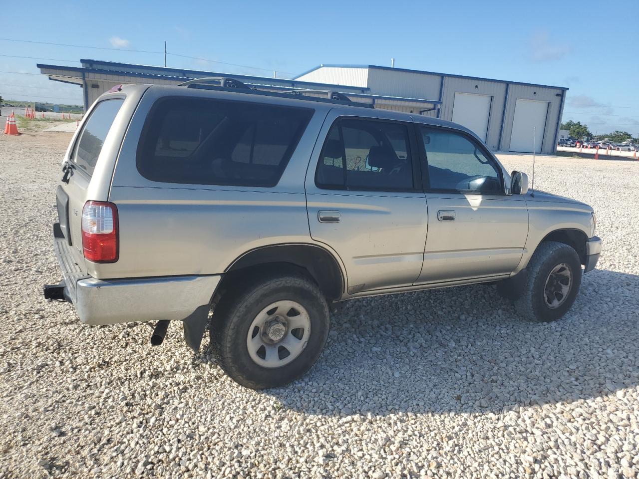 2001 Toyota 4Runner Sr5 VIN: JT3GN86R710214557 Lot: 67681054