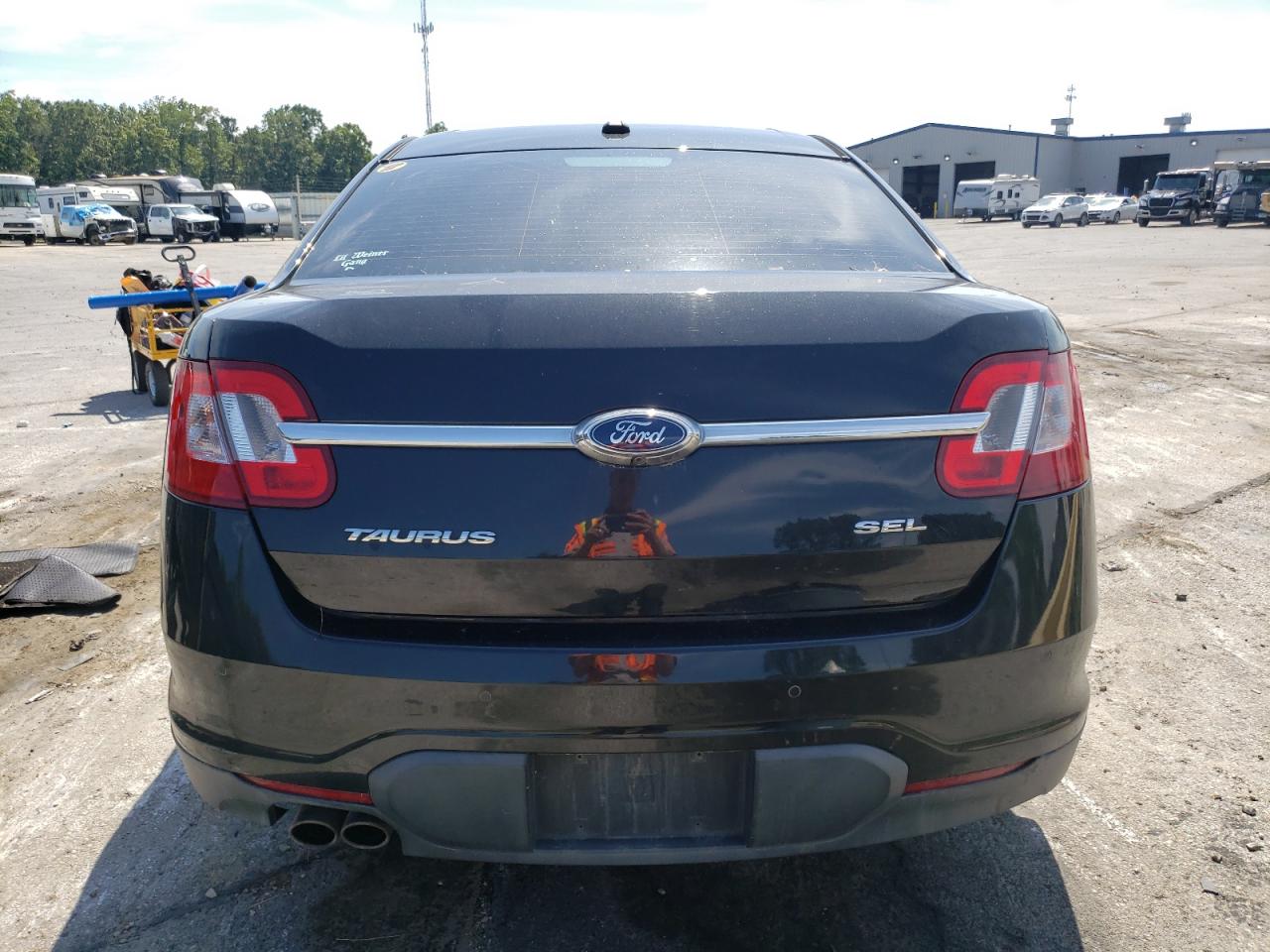 2011 Ford Taurus Sel VIN: 1FAHP2EW9BG131368 Lot: 69314514