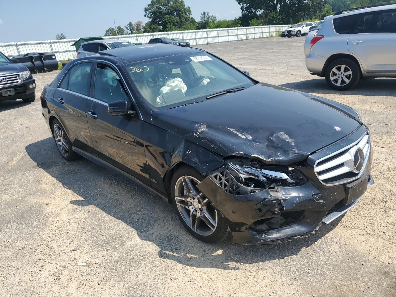 WDDHF9BB0EA984925 2014 Mercedes-Benz E 550 4Matic