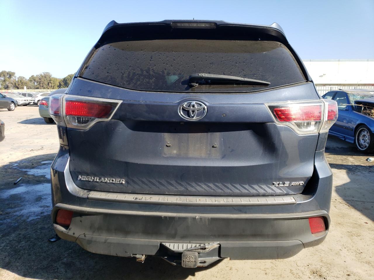 2016 Toyota Highlander Xle VIN: 5TDJKRFH1GS291695 Lot: 65977024