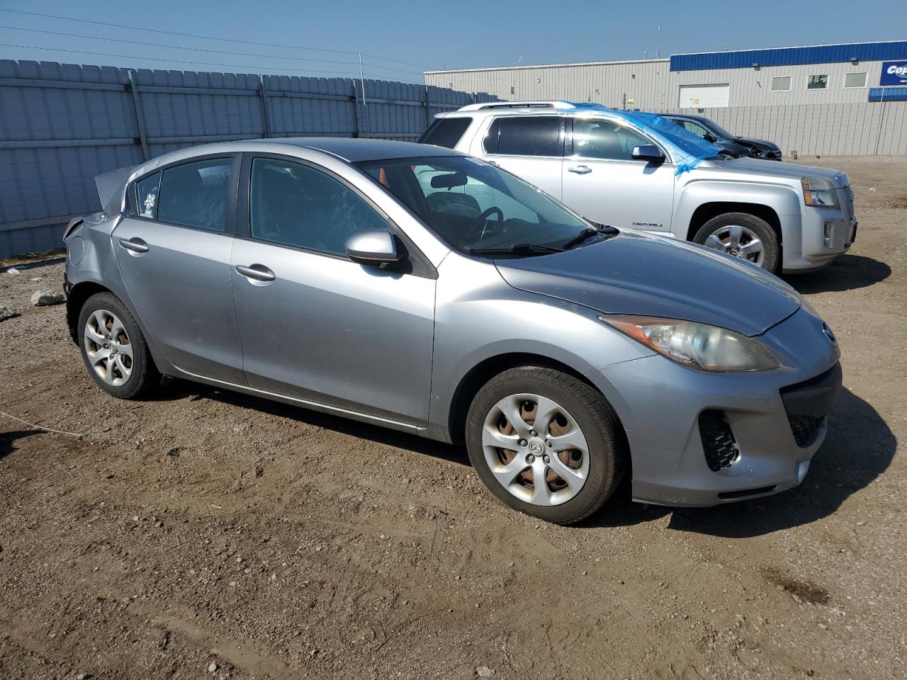 2013 Mazda 3 - Image 4