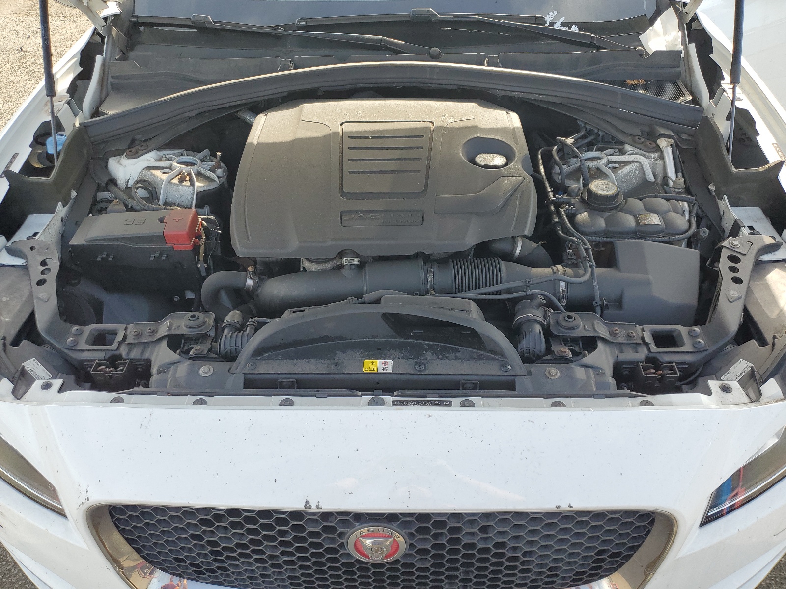 SADCJ2GXXJA291390 2018 Jaguar F-Pace Premium