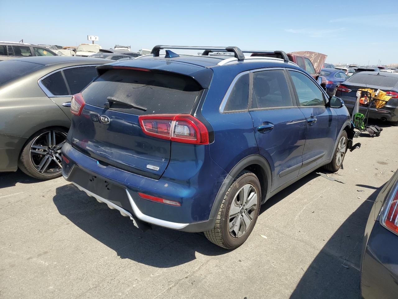 2018 Kia Niro Ex VIN: KNDCC3LC8J5128017 Lot: 66971134