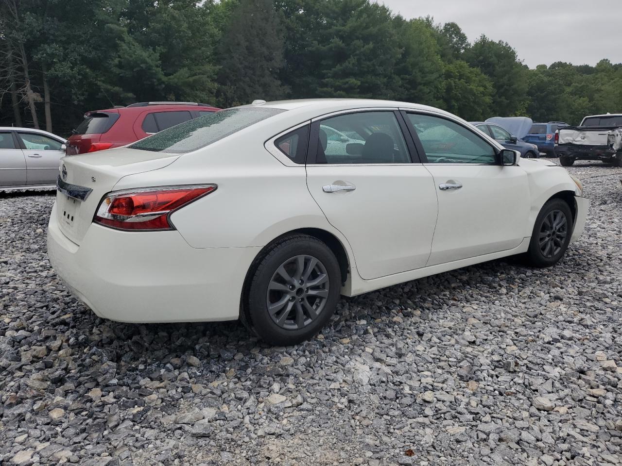 2015 Nissan Altima - Image 3