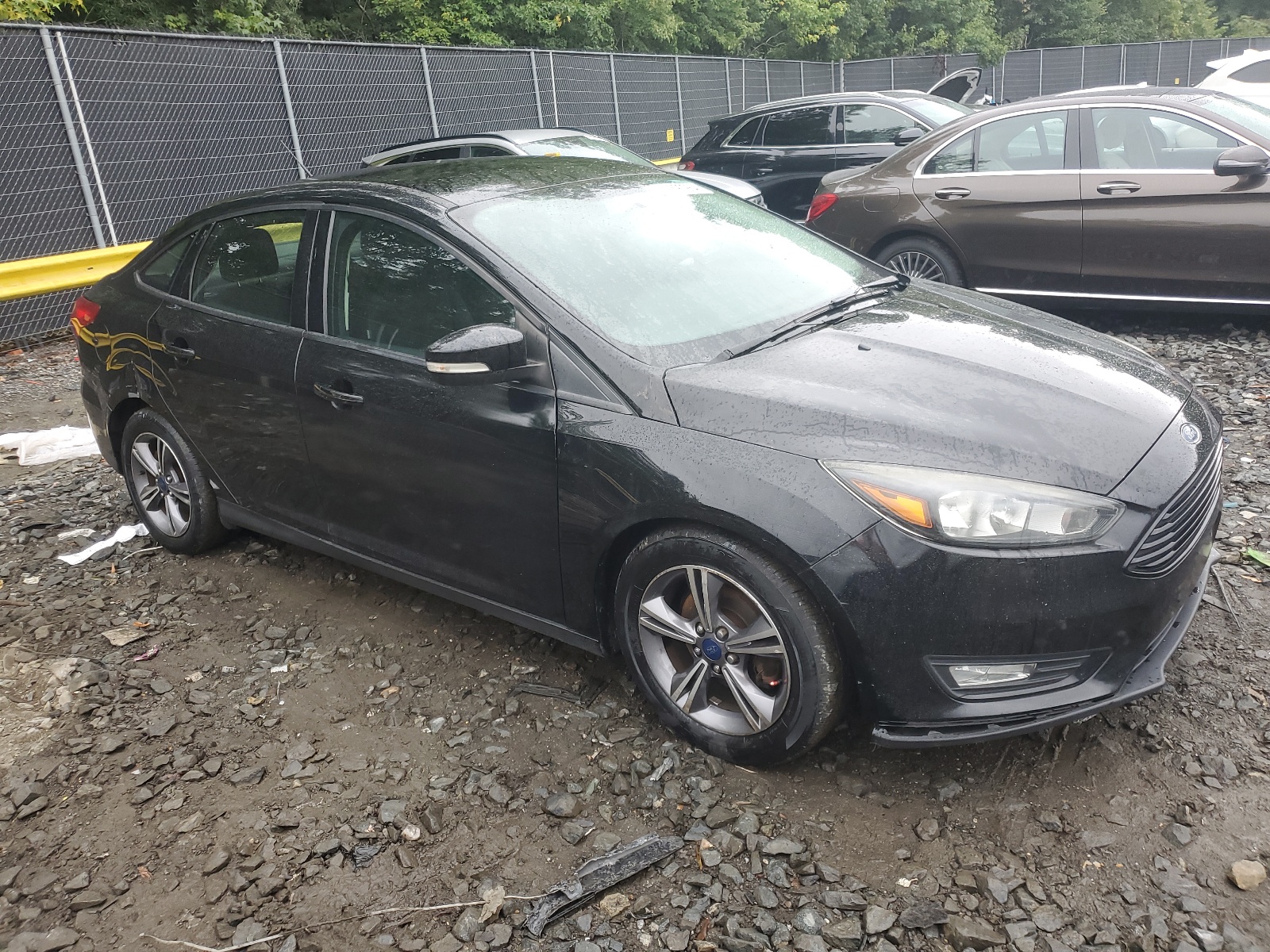 2017 Ford Focus Se vin: 1FADP3FE8HL292420