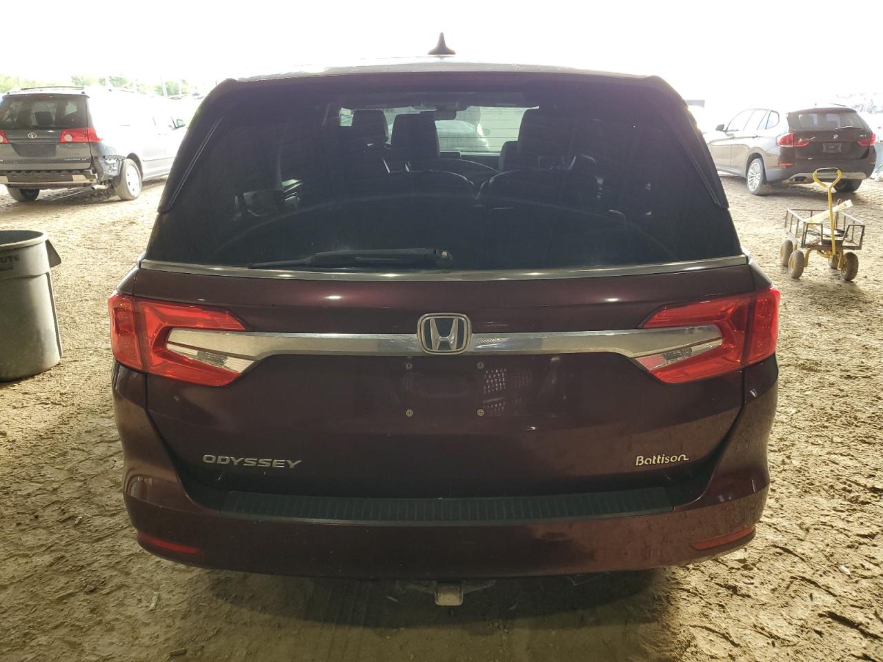 5FNRL6H75KB002057 2019 Honda Odyssey Exl