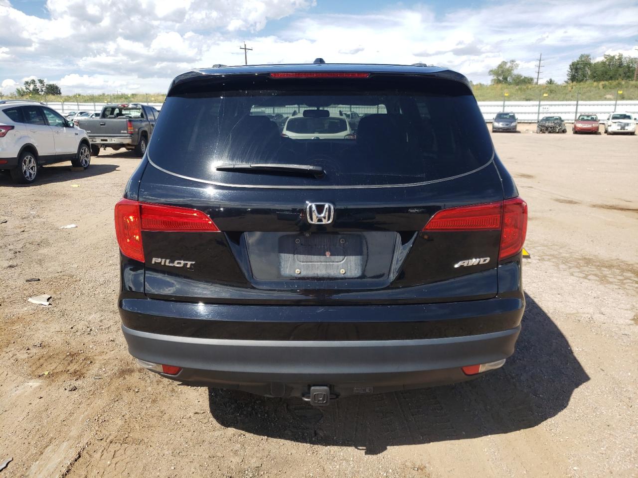 5FNYF6H5XHB073880 2017 Honda Pilot Exl