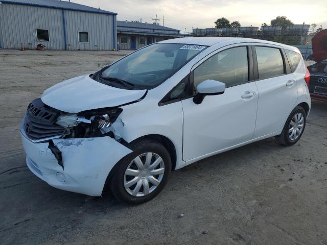 Hatchbacks NISSAN VERSA 2015 Biały