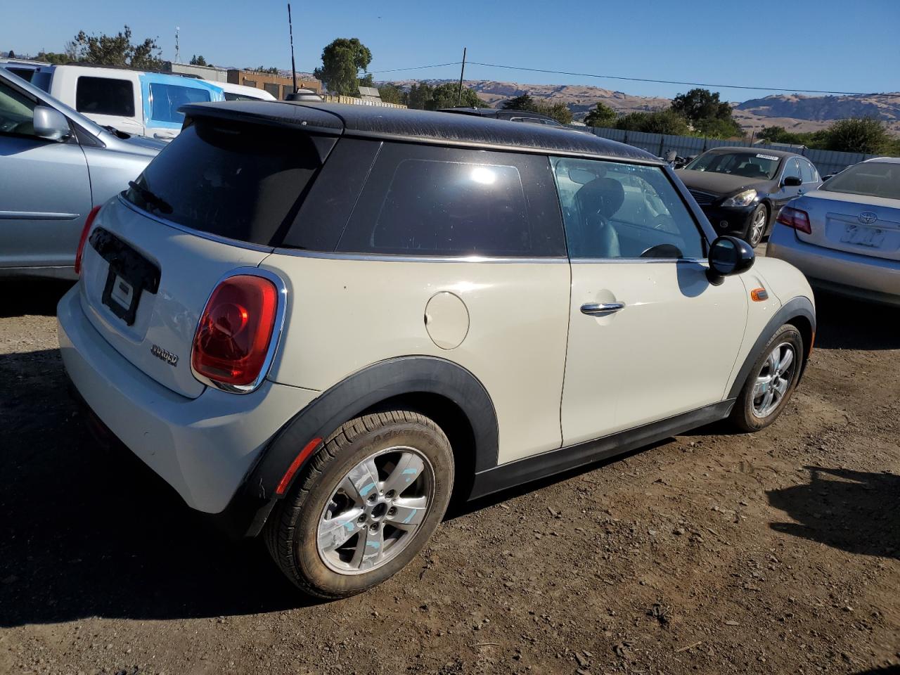 2015 Mini Cooper VIN: WMWXM5C51FT974176 Lot: 67499124