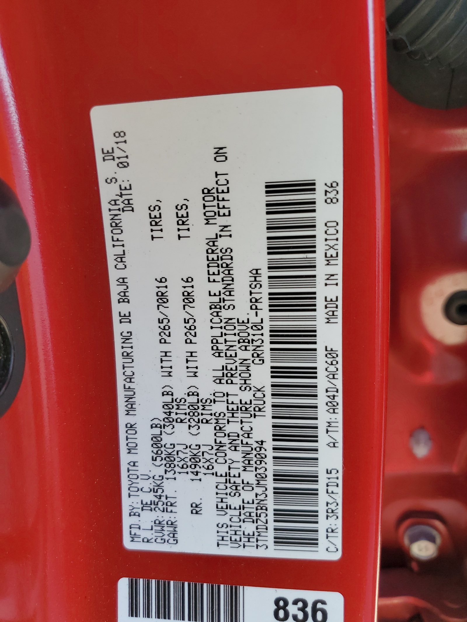 3TMDZ5BN3JM039094 2018 Toyota Tacoma Double Cab