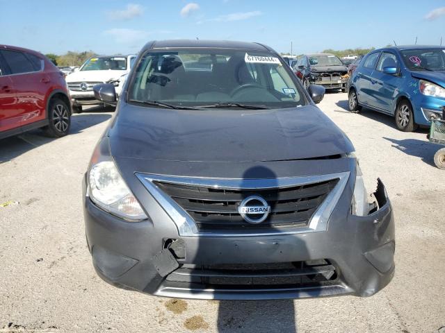  NISSAN VERSA 2019 Szary