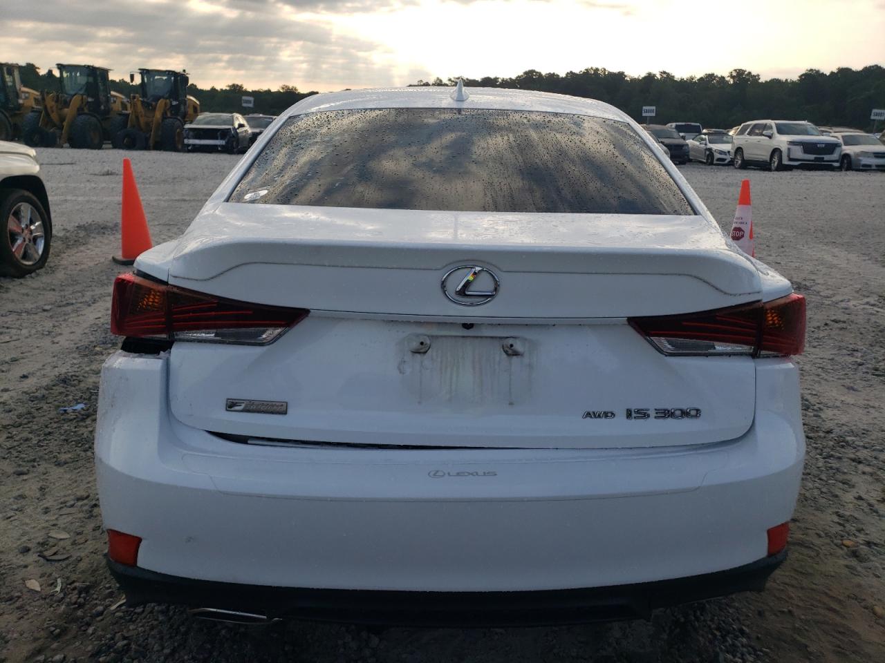 JTHC81D22J5032023 2018 Lexus Is 300