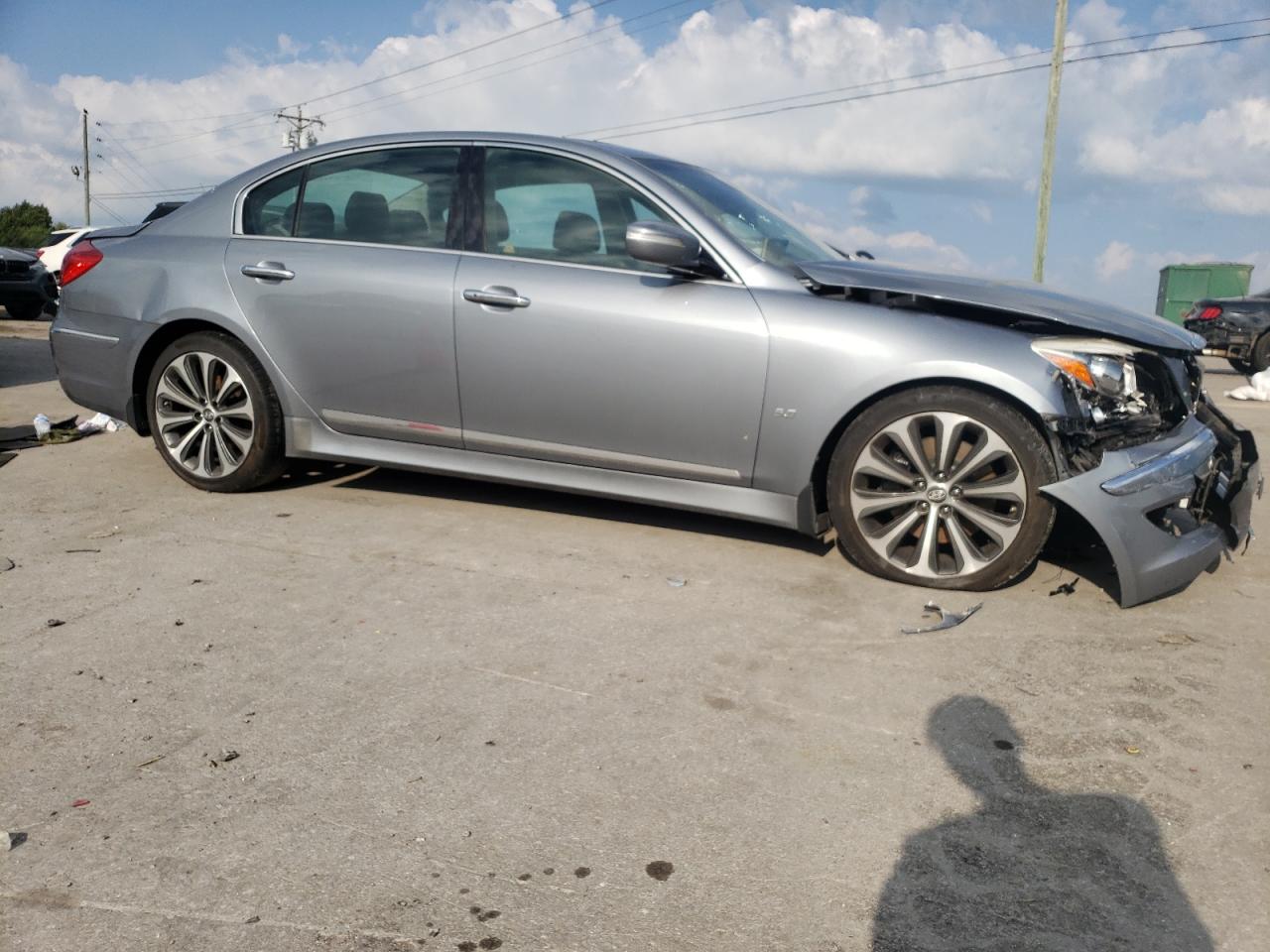 2013 Hyundai Genesis - Image 4