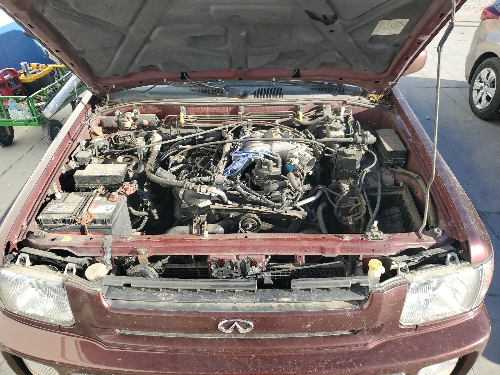 JNRAR05Y8VW006786 1997 Infiniti Qx4