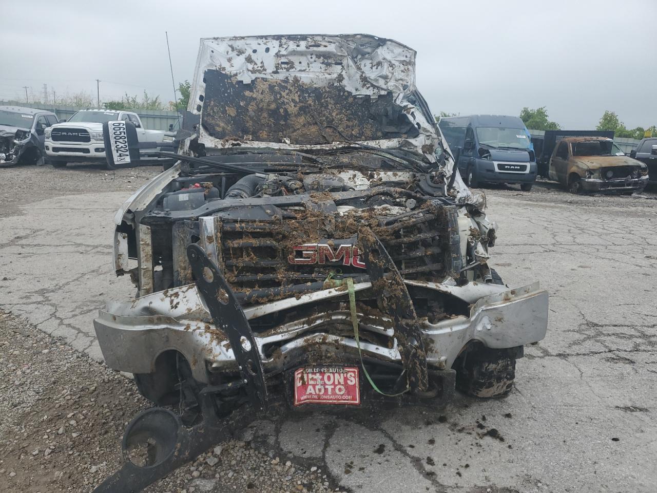 2010 GMC Sierra - Image 5