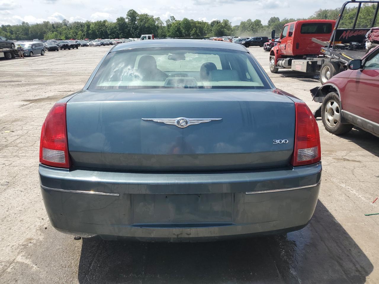 2005 Chrysler 300 Touring VIN: 2C3JA53G15H143814 Lot: 65654284