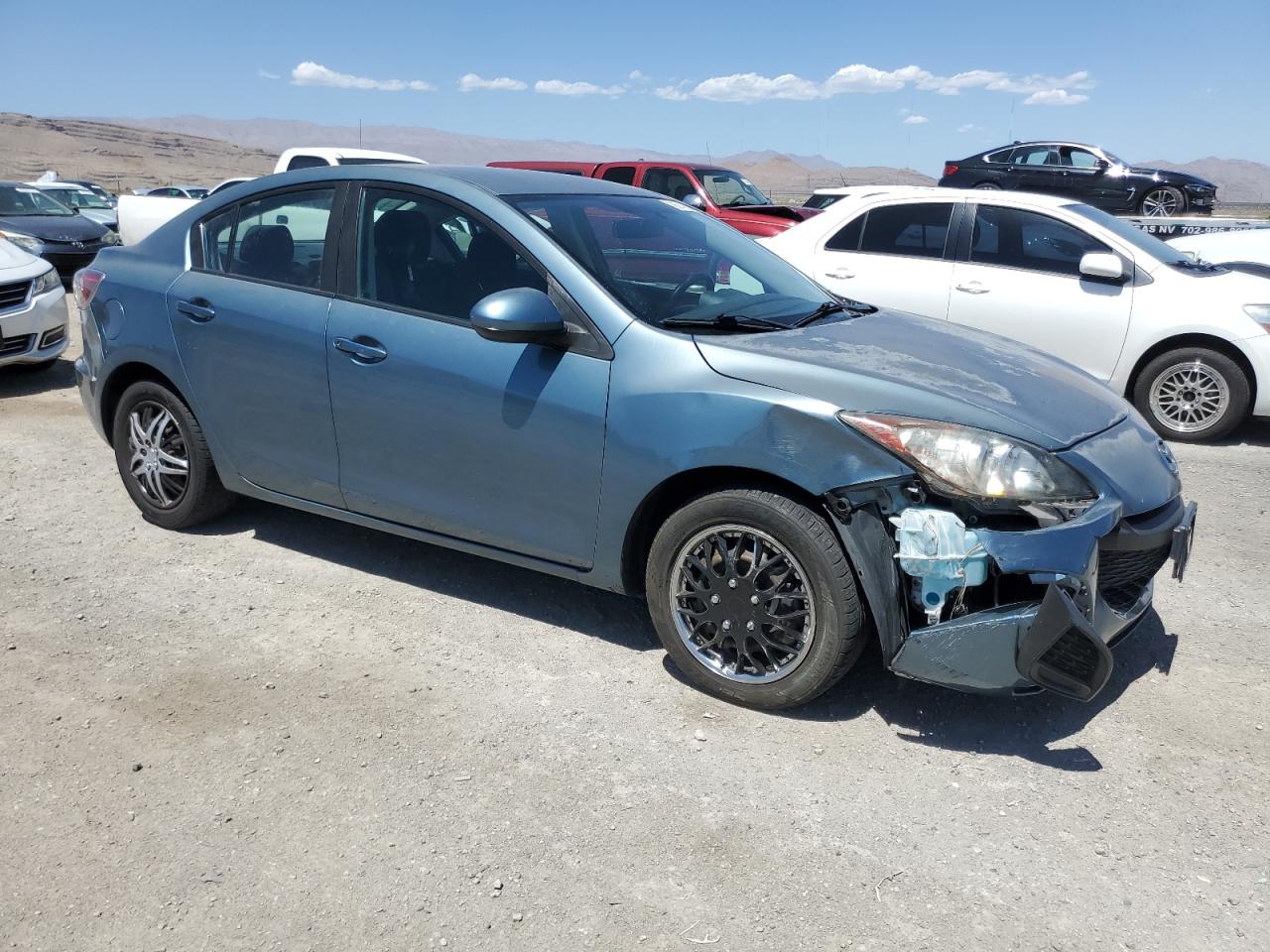 2011 Mazda 3 - Image 4