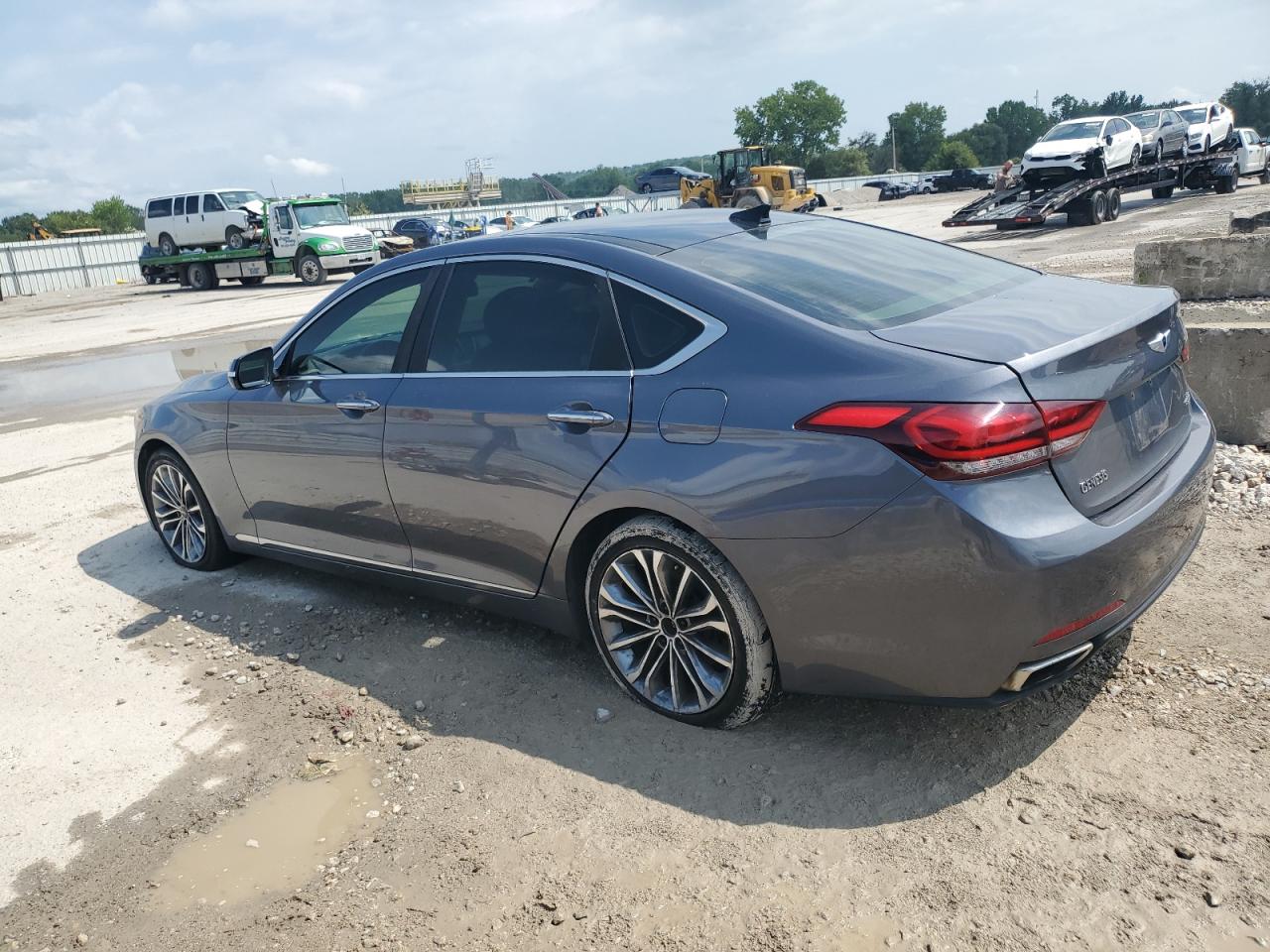 2015 Hyundai Genesis 3.8L VIN: KMHGN4JE6FU072612 Lot: 66931954