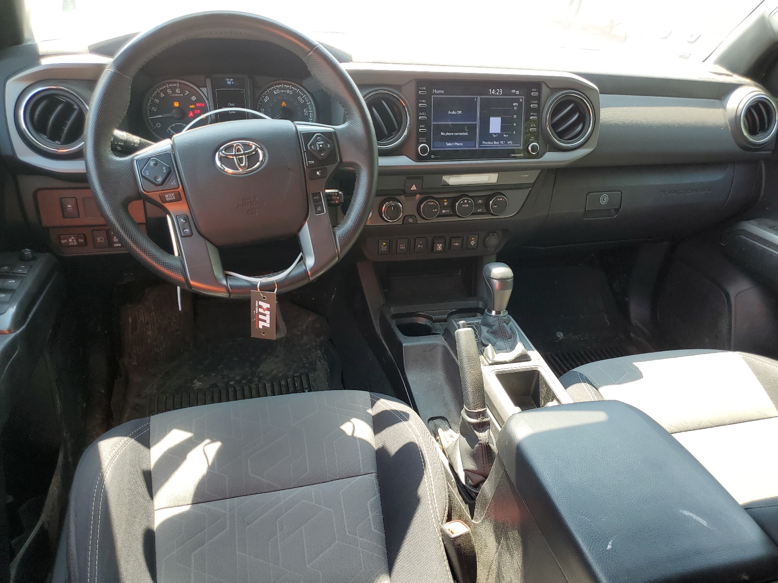 2021 Toyota Tacoma Double Cab vin: 5TFCZ5AN4MX266824