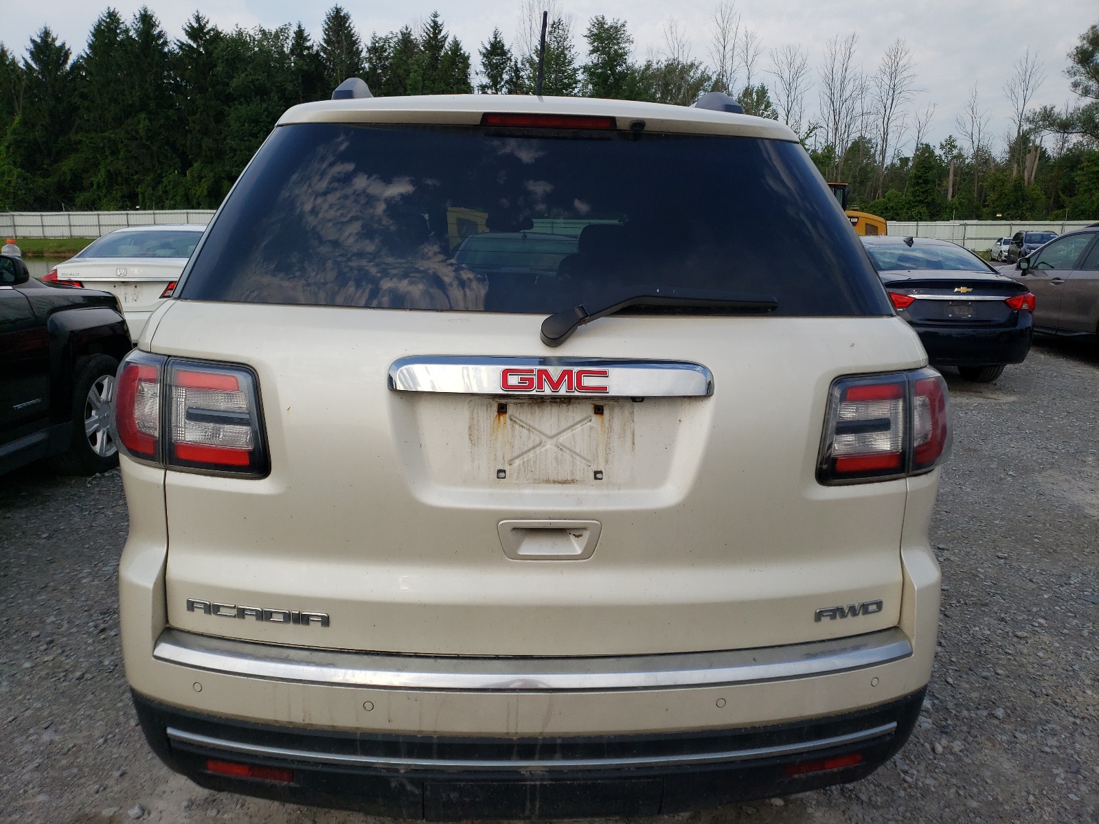 1GKKVPKD3FJ306376 2015 GMC Acadia Sle