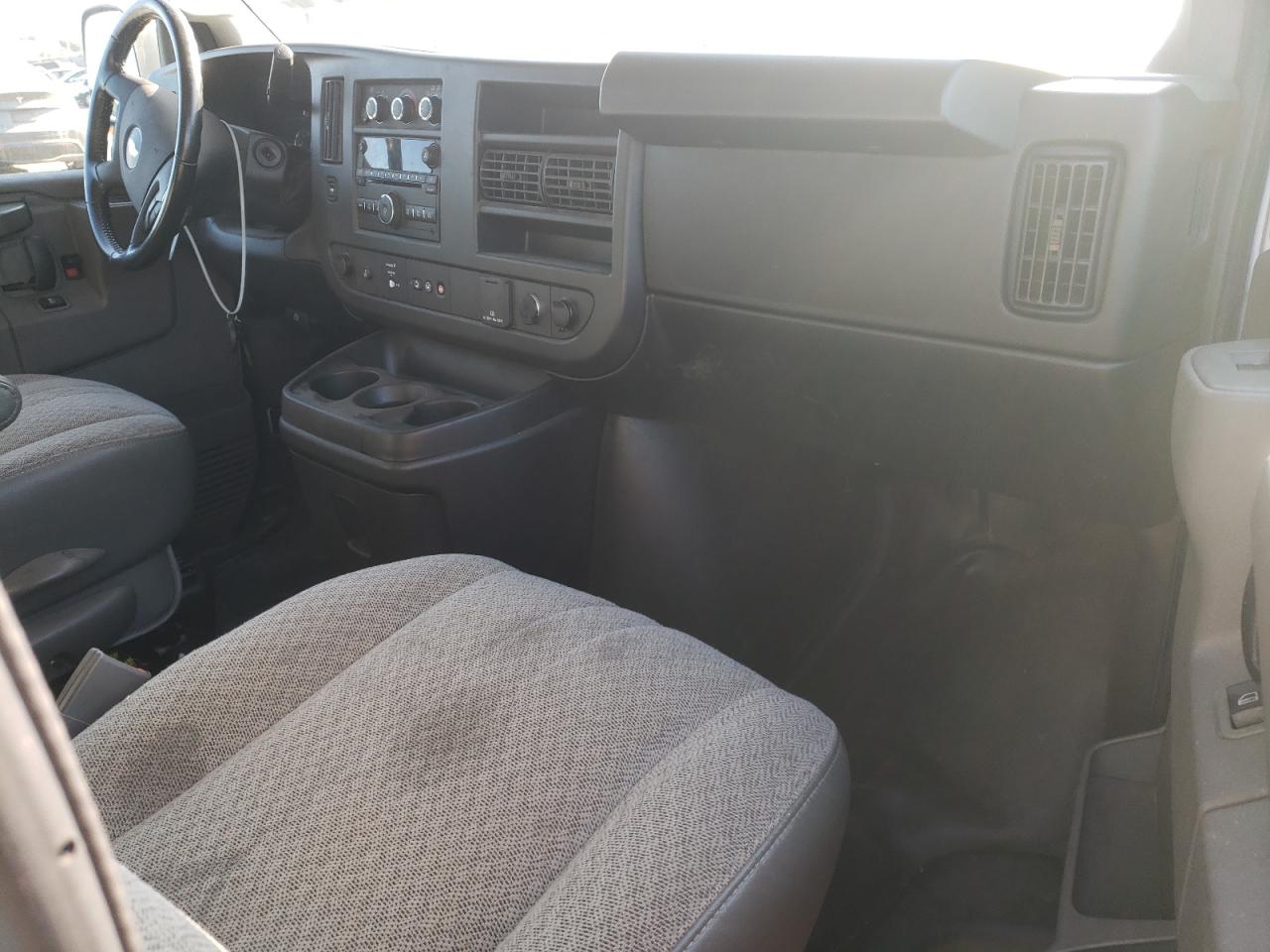 2020 Chevrolet Express G2500 VIN: 1GCWGAFG6L1151259 Lot: 67140604