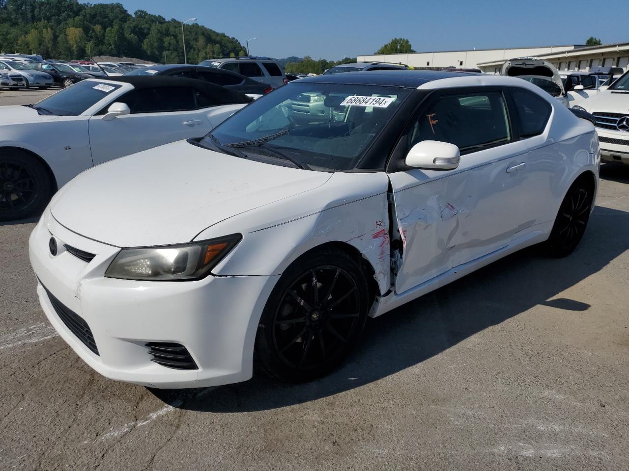 2013 Toyota Scion Tc for Sale in Louisville, KY - Front End